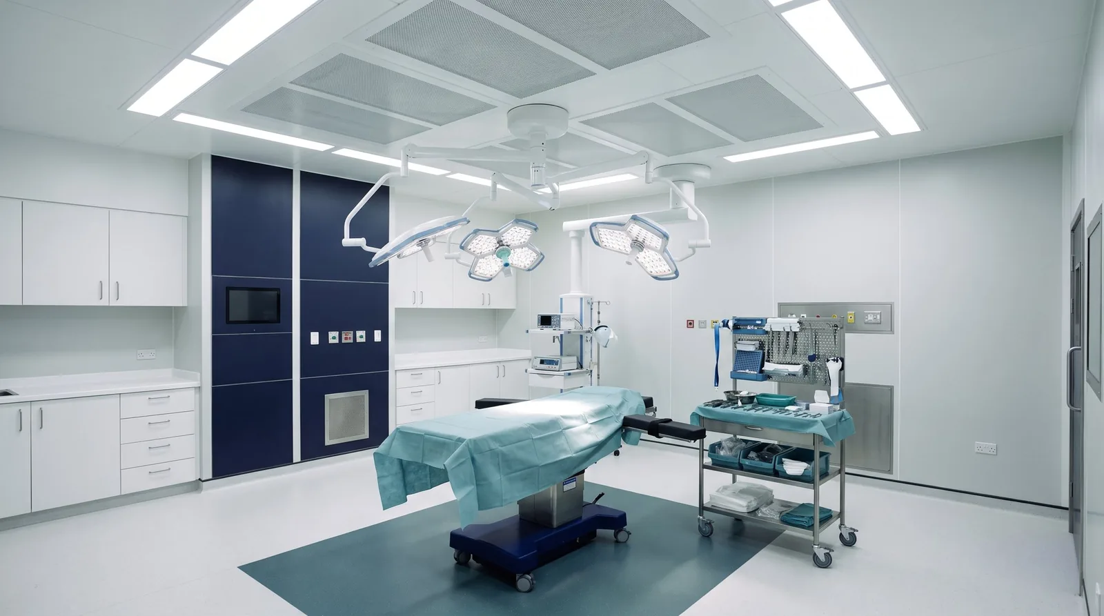 A modern orthopaedic operating theatre